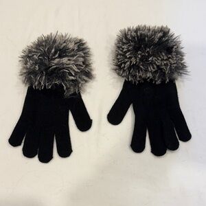 Black Gloves with Faux Fur Cuffs